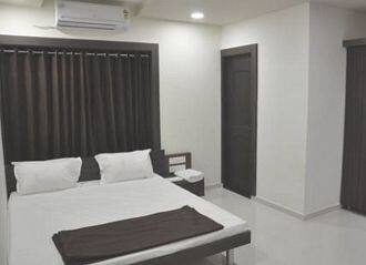 Shivdhara Hotel and Residency, Rajkot 3